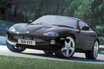 Jaguar XK8