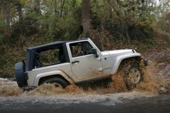 Jeep Wrangler 3.8 Sahara