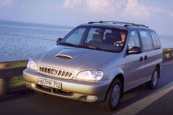 Kia Carnival 2.9 TDi