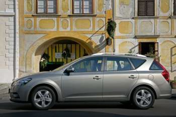 Kia Ceed Sporty Wagon 2.0 CVVT X-ecutive