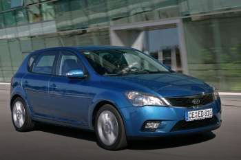 Kia Ceed 2.0 CVVT X-ecutive