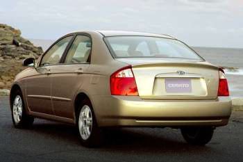 Kia Cerato 2004