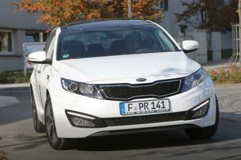 Kia Optima 2.0 CVVT Hybrid Super Pack