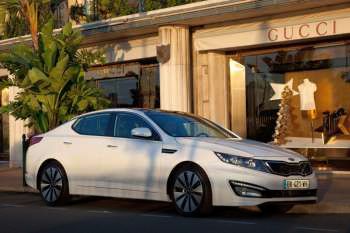 Kia Optima 2.0 CVVT Hybrid Super Pack