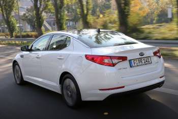 Kia Optima 2.0 CVVT Hybrid Super Pack