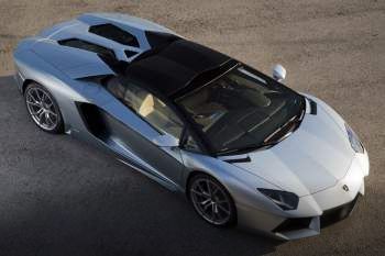 Lamborghini Aventador Roadster LP700-4