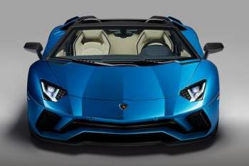 Lamborghini Aventador Roadster S