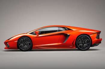 Lamborghini Aventador 2011