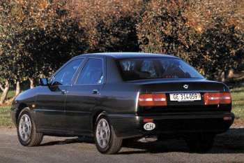 Lancia 2.0 20v LE Manual 4 doors sizes and dimensions