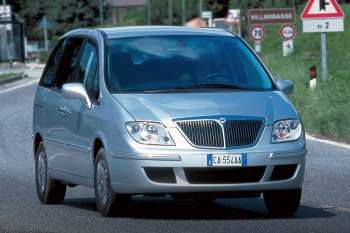 Lancia Phedra 2002