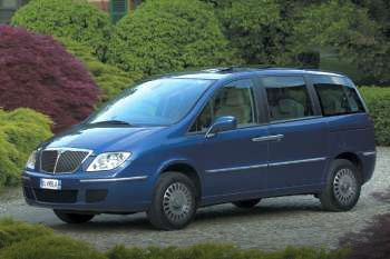 Lancia Phedra 2002