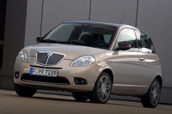 Lancia Ypsilon 1.2 8v Elle