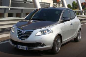 Lancia Ypsilon 1.2 8v Platinum