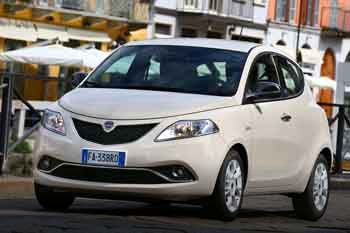 Lancia Ypsilon TwinAir 80 Silver