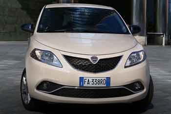 Lancia Ypsilon 1.2 8v Gold