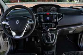Lancia Ypsilon 1.2 8v Platinum