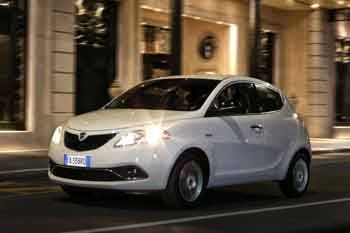 Lancia Ypsilon TwinAir 80 Silver