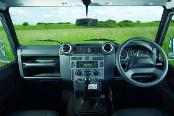 Land Rover Defender 2007
