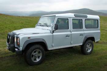 Land Rover Defender 110