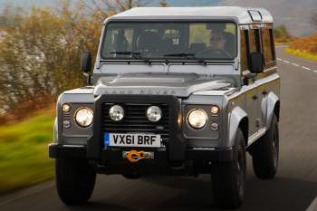 Land Rover Defender 110 2.2 TD Station Wagon Commercial Rough