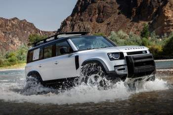 Land Rover Defender 110