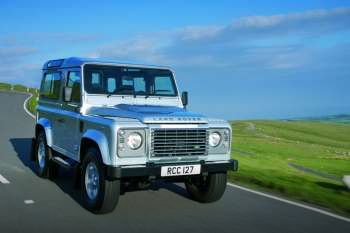 Land Rover Defender 90 2.4 TD Station Wagon E