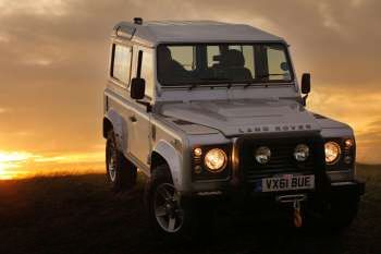 Land Rover Defender 90 2.2 TD Station Wagon X-TECH