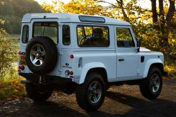 Land Rover Defender 90 2.2 TD Station Wagon Commercial By Piet Boon