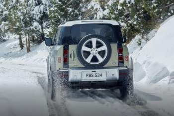 Land Rover Defender 90 P300