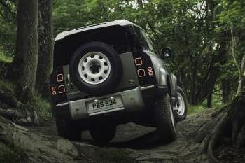 Land Rover Defender 90