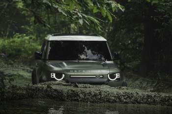 Land Rover Defender 2019