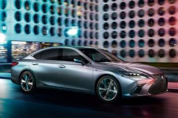 Lexus ES 300h Executive Line