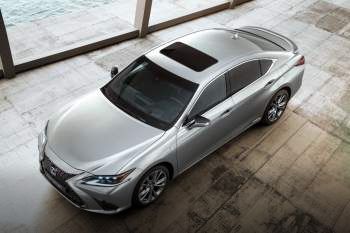 Lexus ES 300h Luxury Line