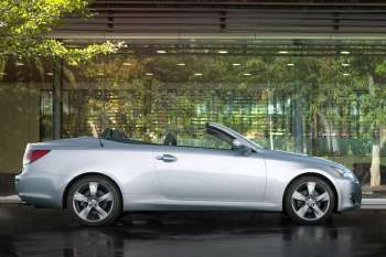 Lexus IS 250C Luxury