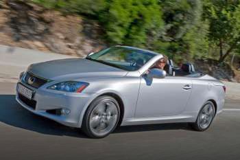Lexus IS C