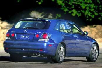 Lexus IS 2001