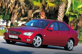 Lexus IS 200