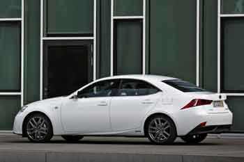 Lexus IS 2013