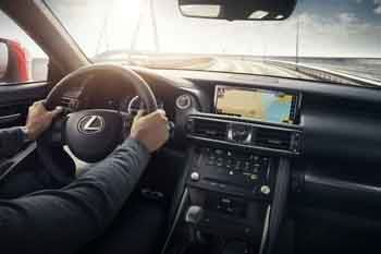 Lexus IS 300h F Sport Line