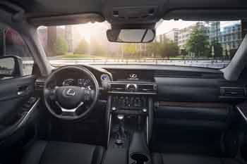 Lexus IS 300h Luxury Line