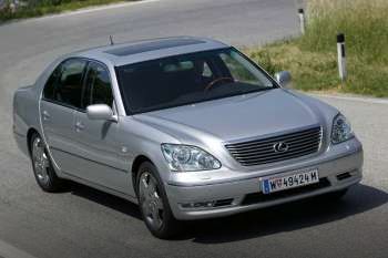 Lexus LS