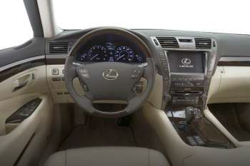 Lexus LS 600h Executive L