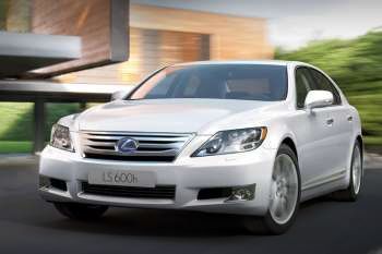 Lexus LS 2010