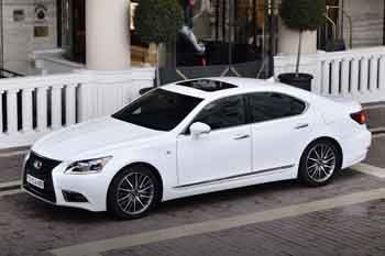 Lexus LS 600h President Line