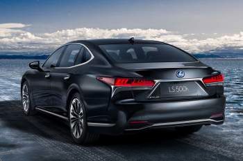 Lexus LS 500h AWD Luxury Line