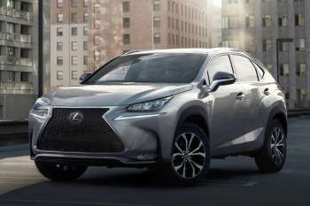 Lexus NX 300h 2WD Luxury Line