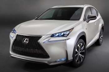 Lexus NX 300h 2WD Luxury Line