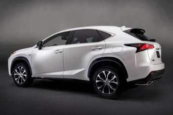 Lexus NX 300h 2WD Luxury Line