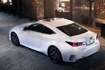 Lexus RC