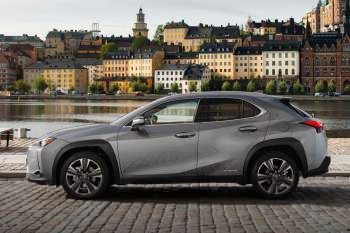 Lexus UX 250h First Edition